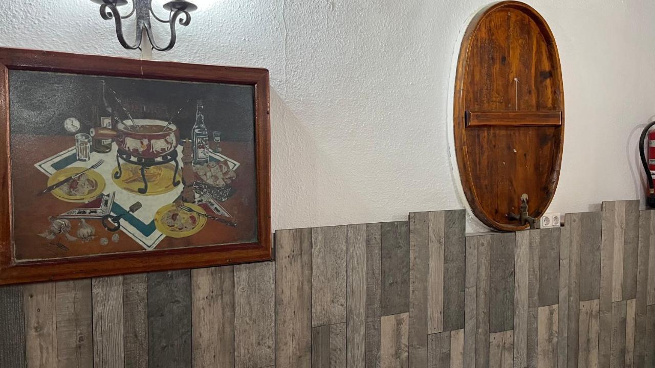 Hostal La Premsa Ареньш-да-Мар Екстер'єр фото