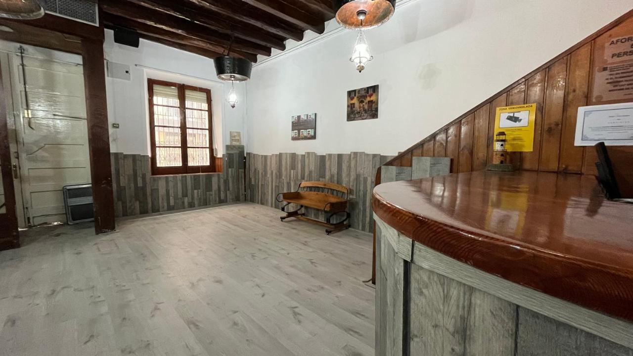 Hostal La Premsa Ареньш-да-Мар Екстер'єр фото