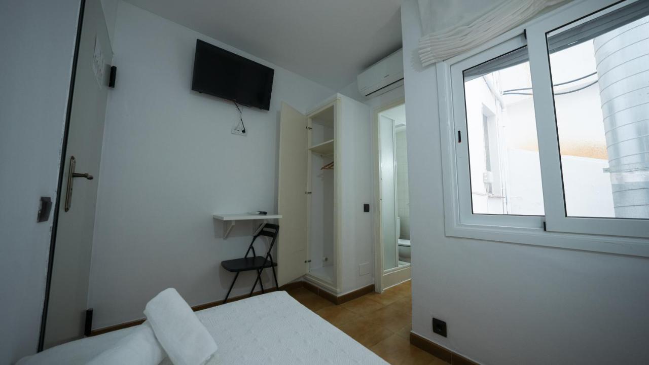 Hostal La Premsa Ареньш-да-Мар Екстер'єр фото