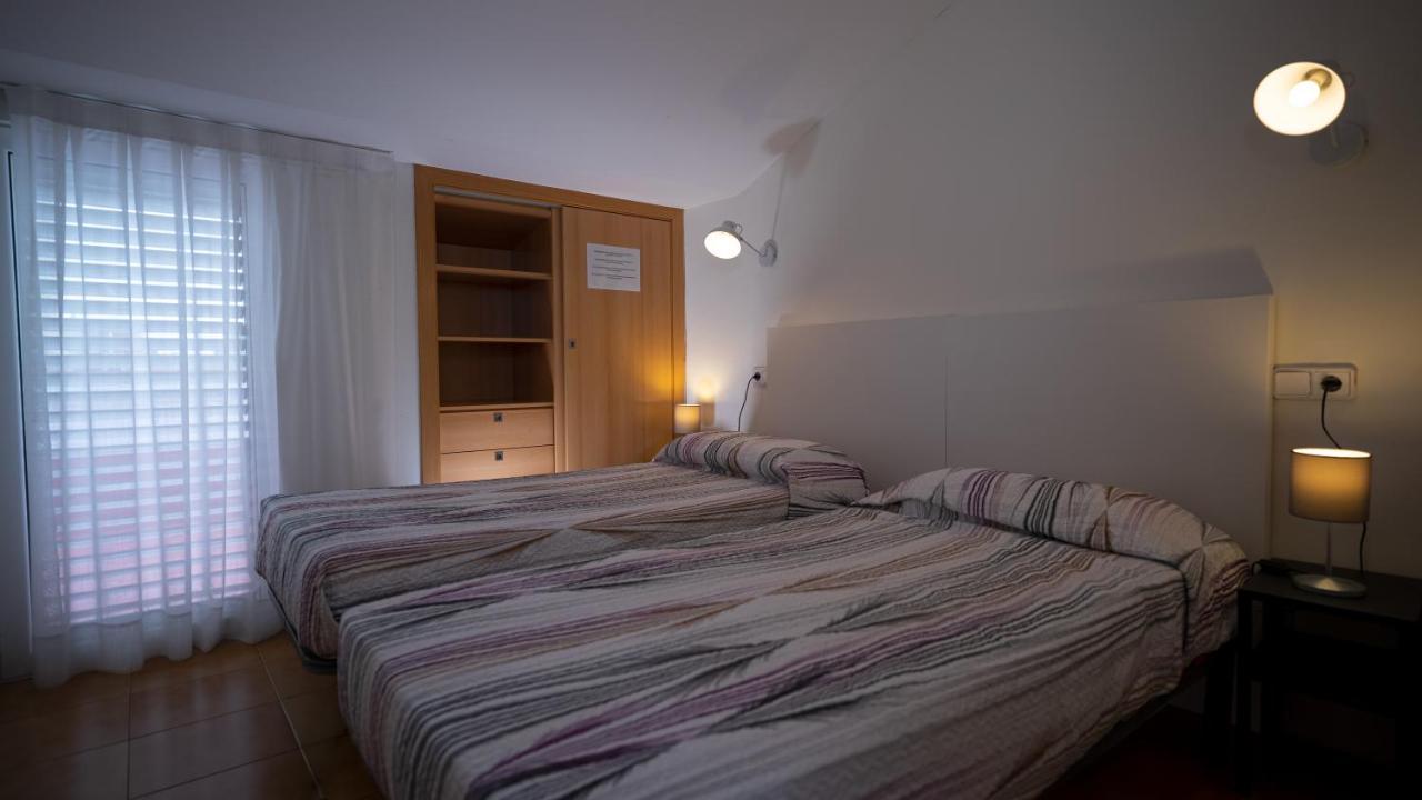 Hostal La Premsa Ареньш-да-Мар Екстер'єр фото